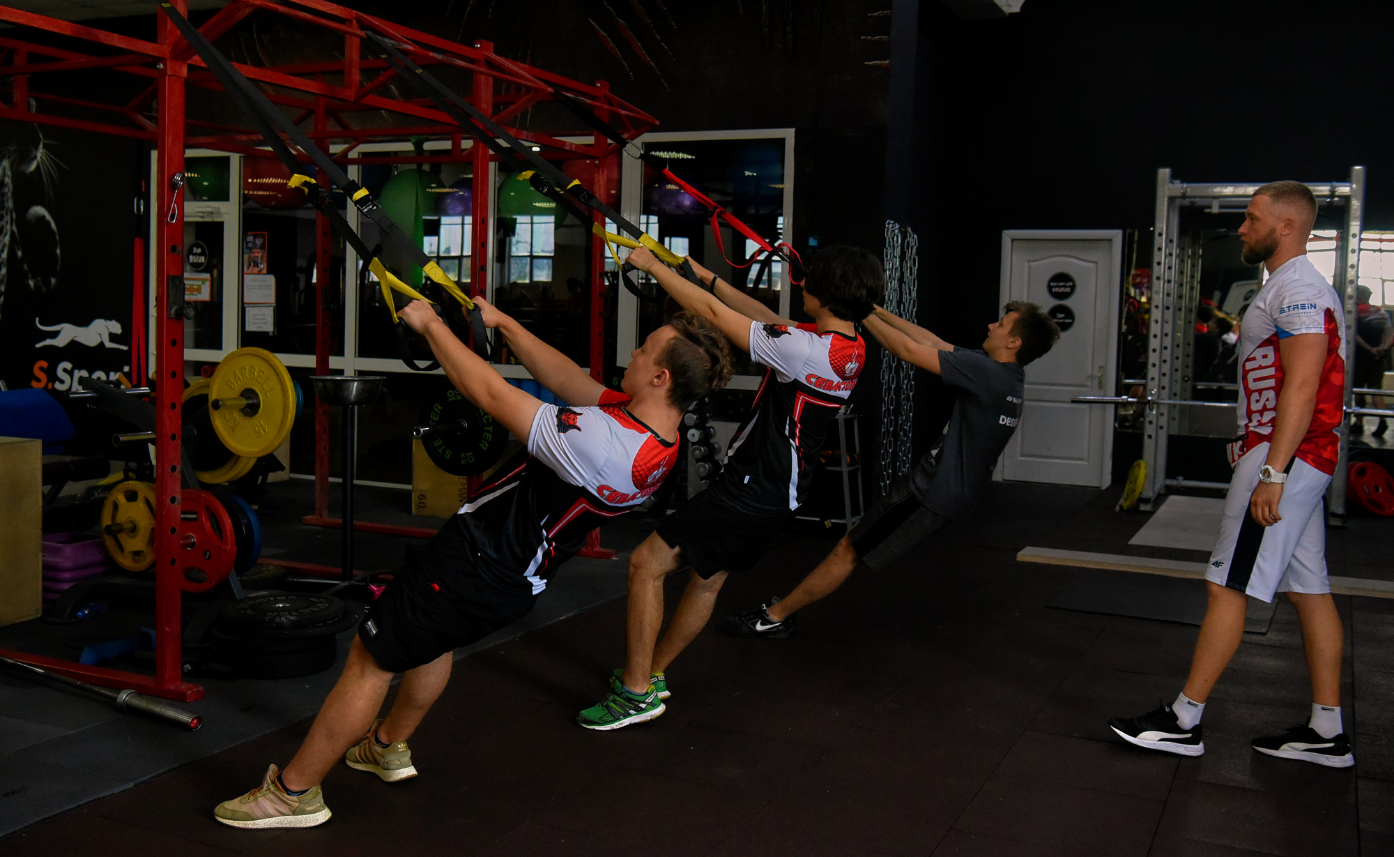 Необычный эксперимент: сборная Севастополя по киберспорту готовится к сдаче ГТО