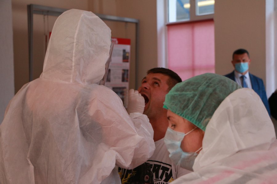 Пассажиров поезда «Санкт-Петербург – Севастополь» протестировали на COVID-19