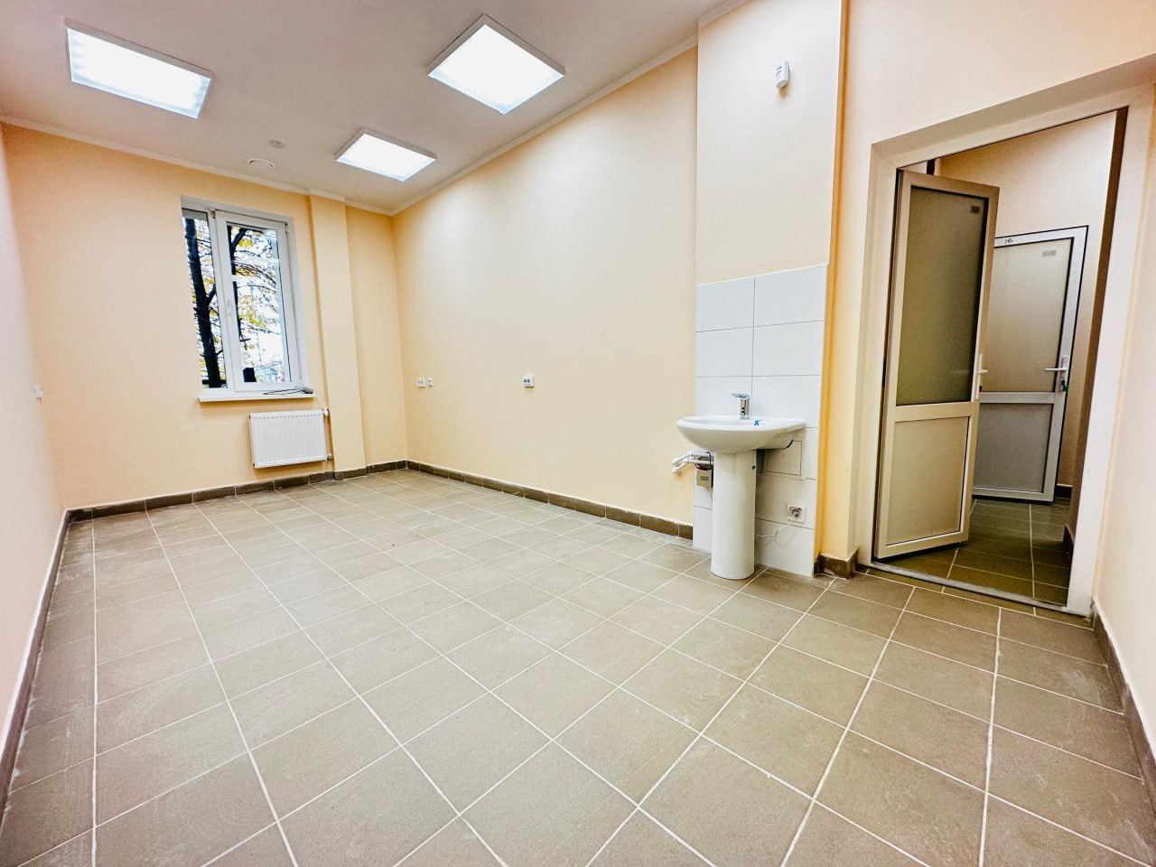 Капитальный ремонт грудничкового корпуса городской больницы №5 завершен на 62% Капитальный ремонт грудничкового корпуса городской больницы №5 завершен на 62%