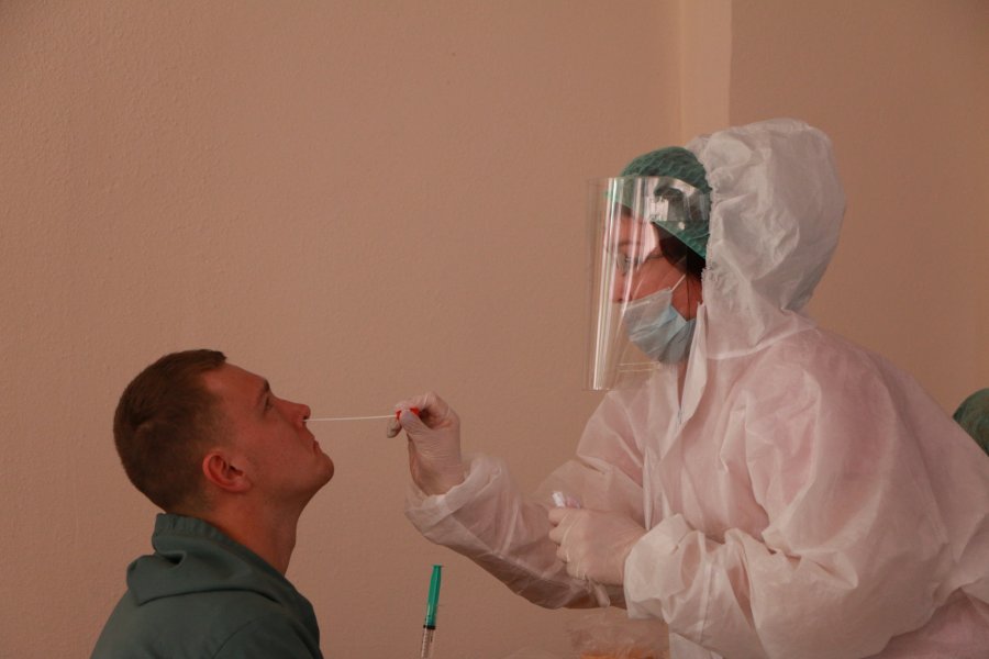 Пассажиров поезда «Санкт-Петербург – Севастополь» протестировали на COVID-19