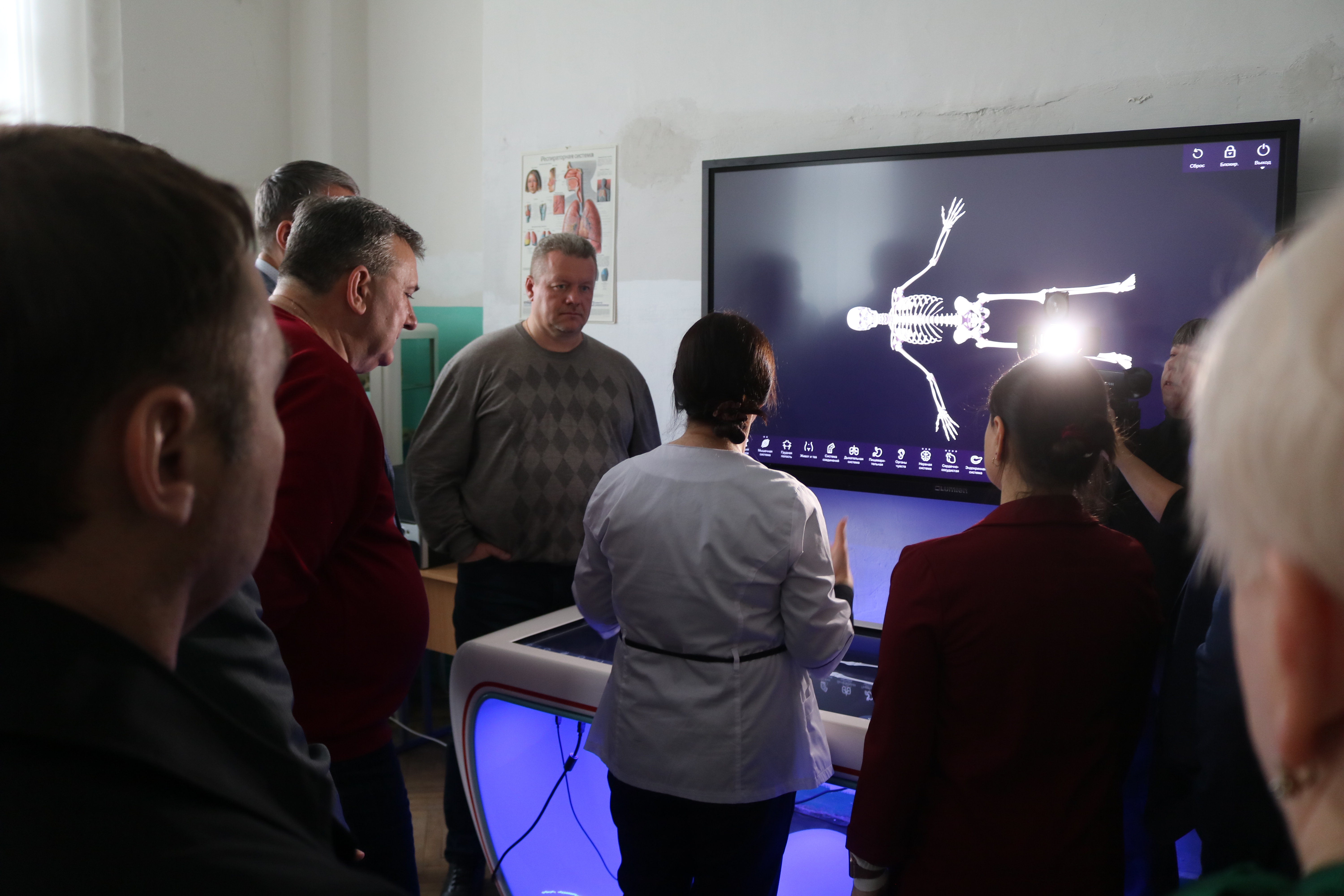 Представители медицинского сообщества Севастополя посетили Институт фундаментальной медицины и здоровьесбережения