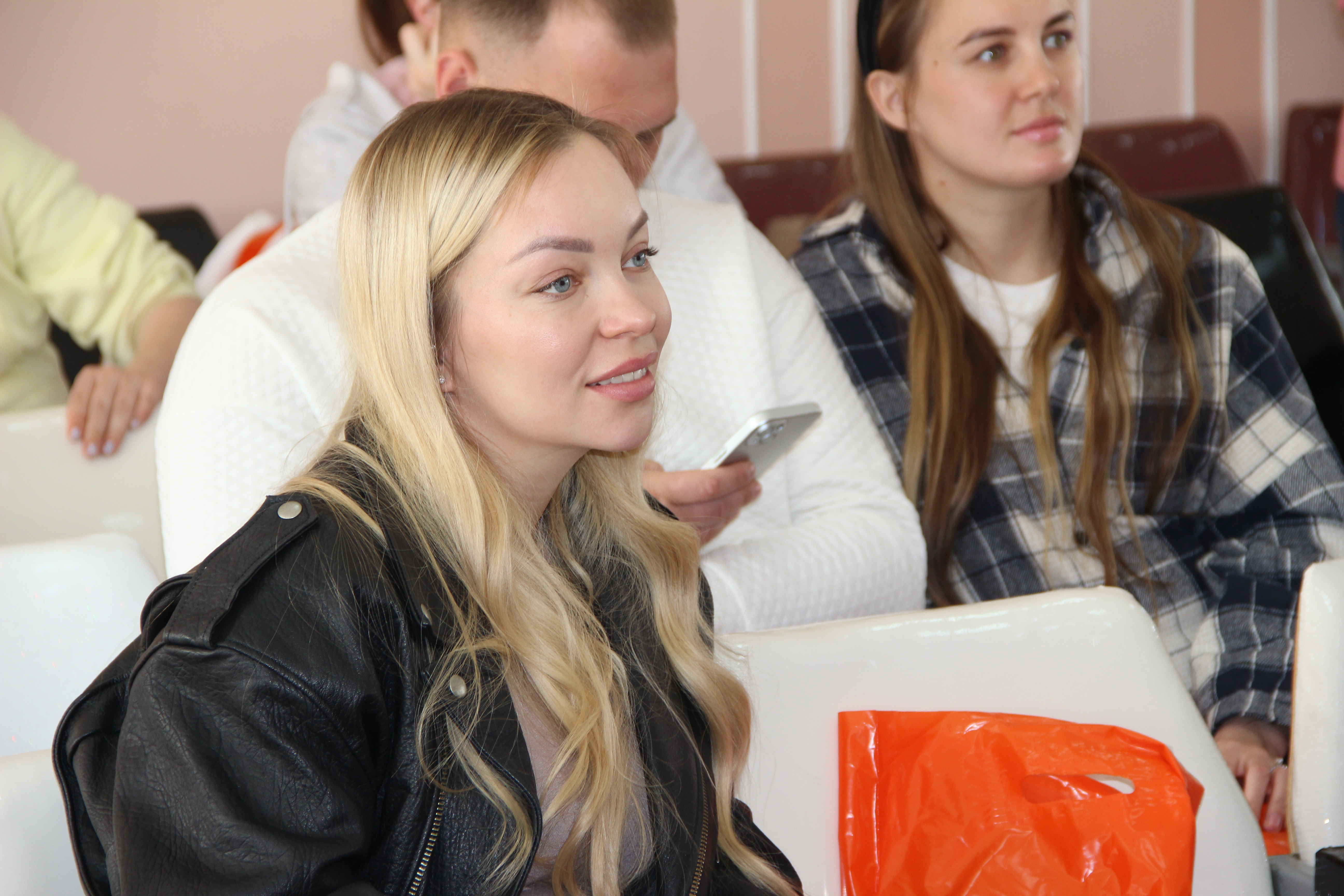 Начало новой жизни: в Севастополе с любовью поддержали будущих мам