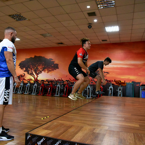 Необычный эксперимент: сборная Севастополя по киберспорту готовится к сдаче ГТО