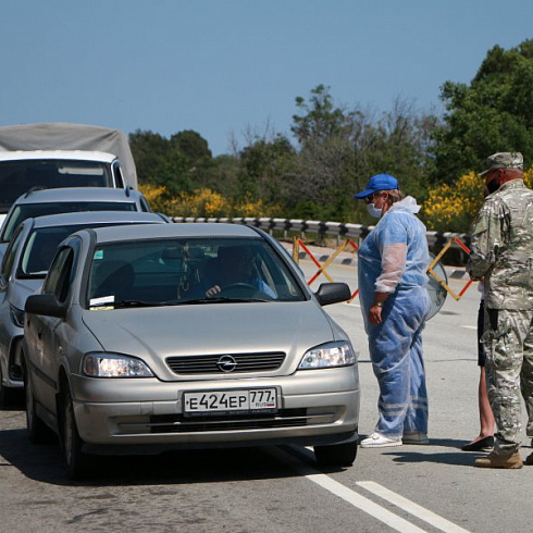 На въездах в Севастополь установлены новые медицинские модули для тестирования на COVID-19