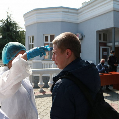 Пассажиров поезда «Санкт-Петербург – Севастополь» протестировали на COVID-19