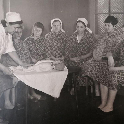 Всегда на передовой: 80-летний юбилей отмечает Городская больница № 4 на Северной стороне