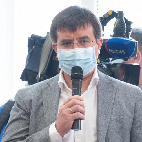 20 мая Михаил Развожаев встретился с работниками скорой помощи